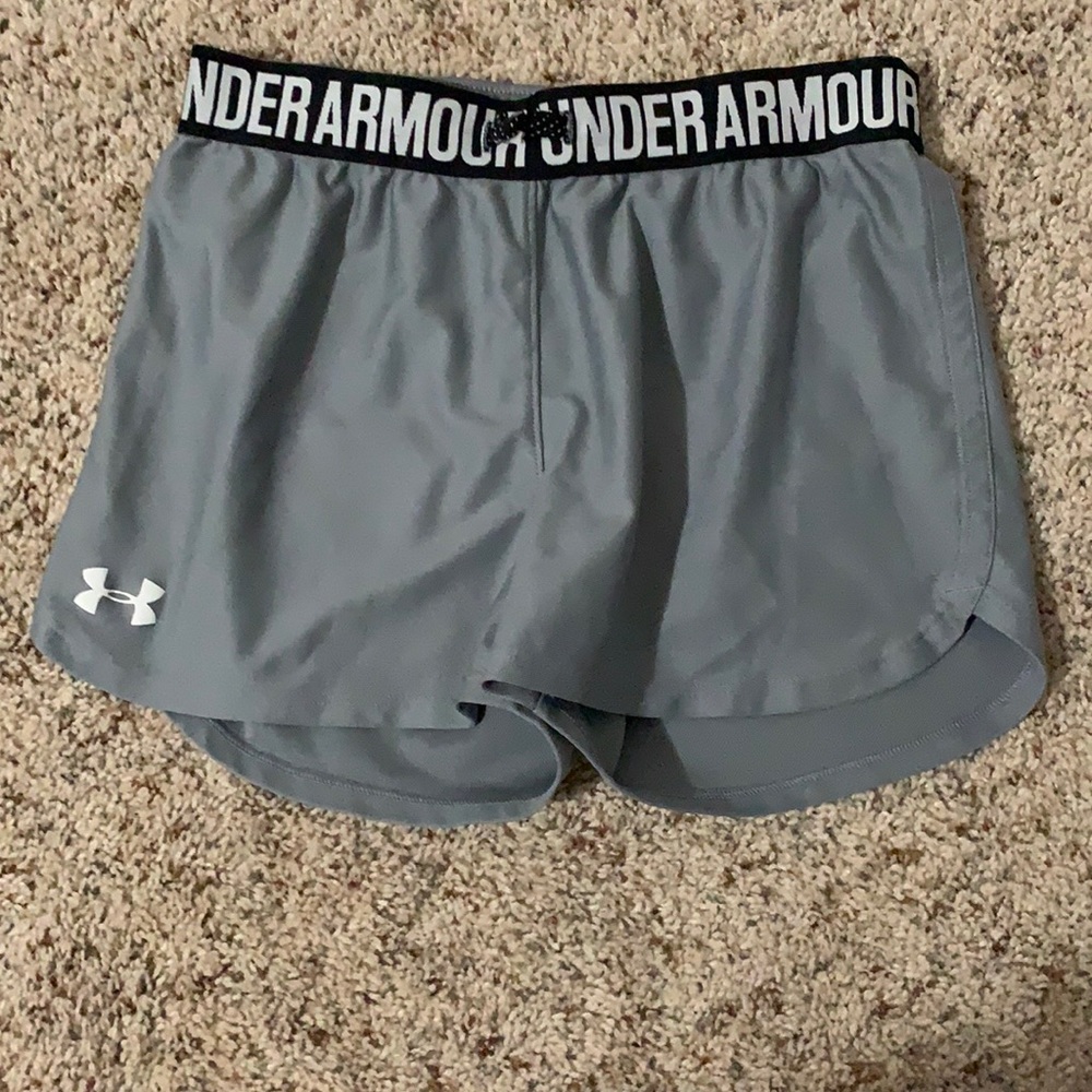‼️SOLD‼️ under armor shorts - Picture 1 of 5